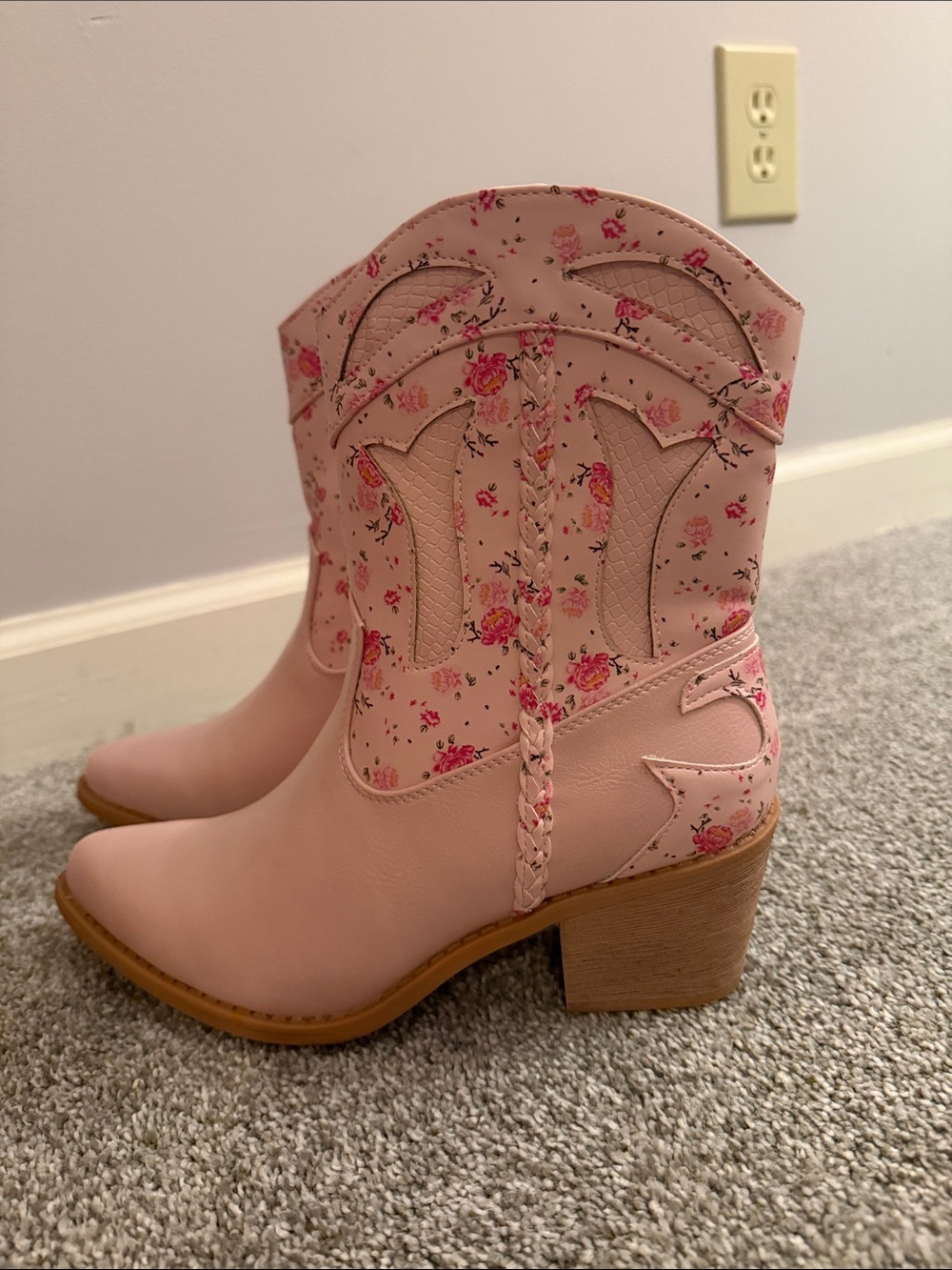 Pink Floral Mid-Calf Heeled Western Boots Size 9